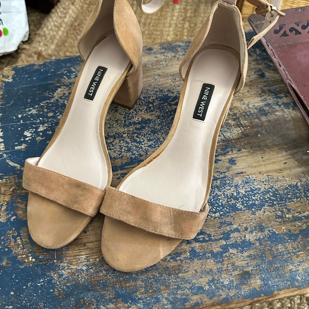 Nine West Tan Suede Sandals